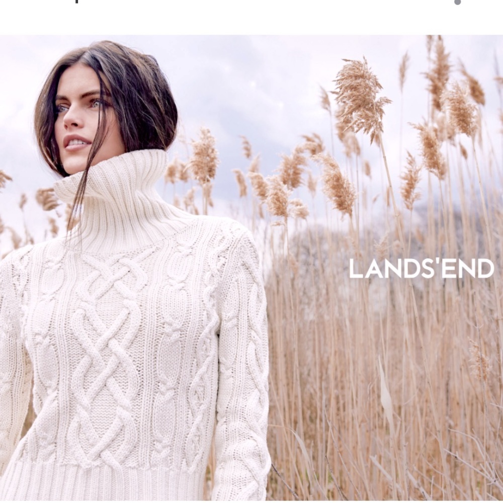 Lands’ End NWT Ladies Turtleneck cable sweater